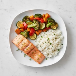 A protein-forward lunch plate from the Macro Method log